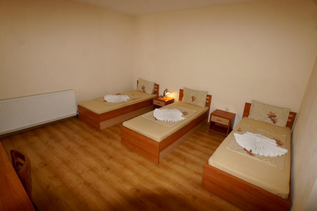 איוואילובגרד Family Hotel St. Constantine And Helena חדר תמונה